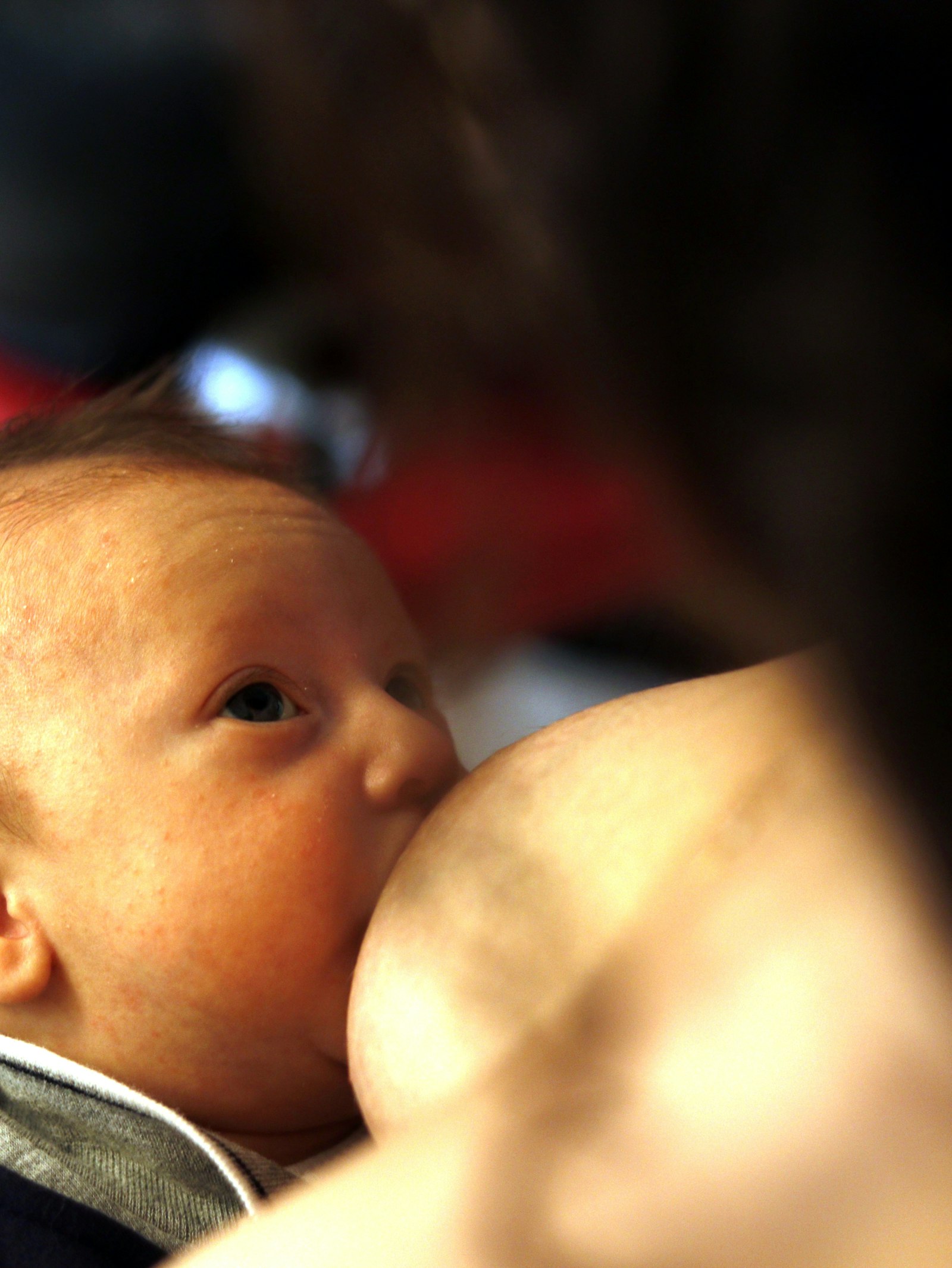 Breastfeeding Essentials: The Complete New Mom Checklist